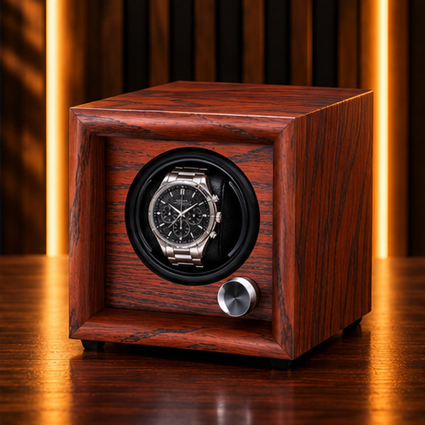 Remontoir Montre Automatique 1 Place – Bois & LED – vue de trois quarts du coffret en bois veiné