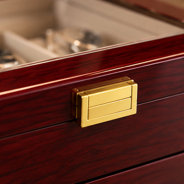 Boîte à montres 20 emplacements bois laqué bordeaux – détail du fermoir doré